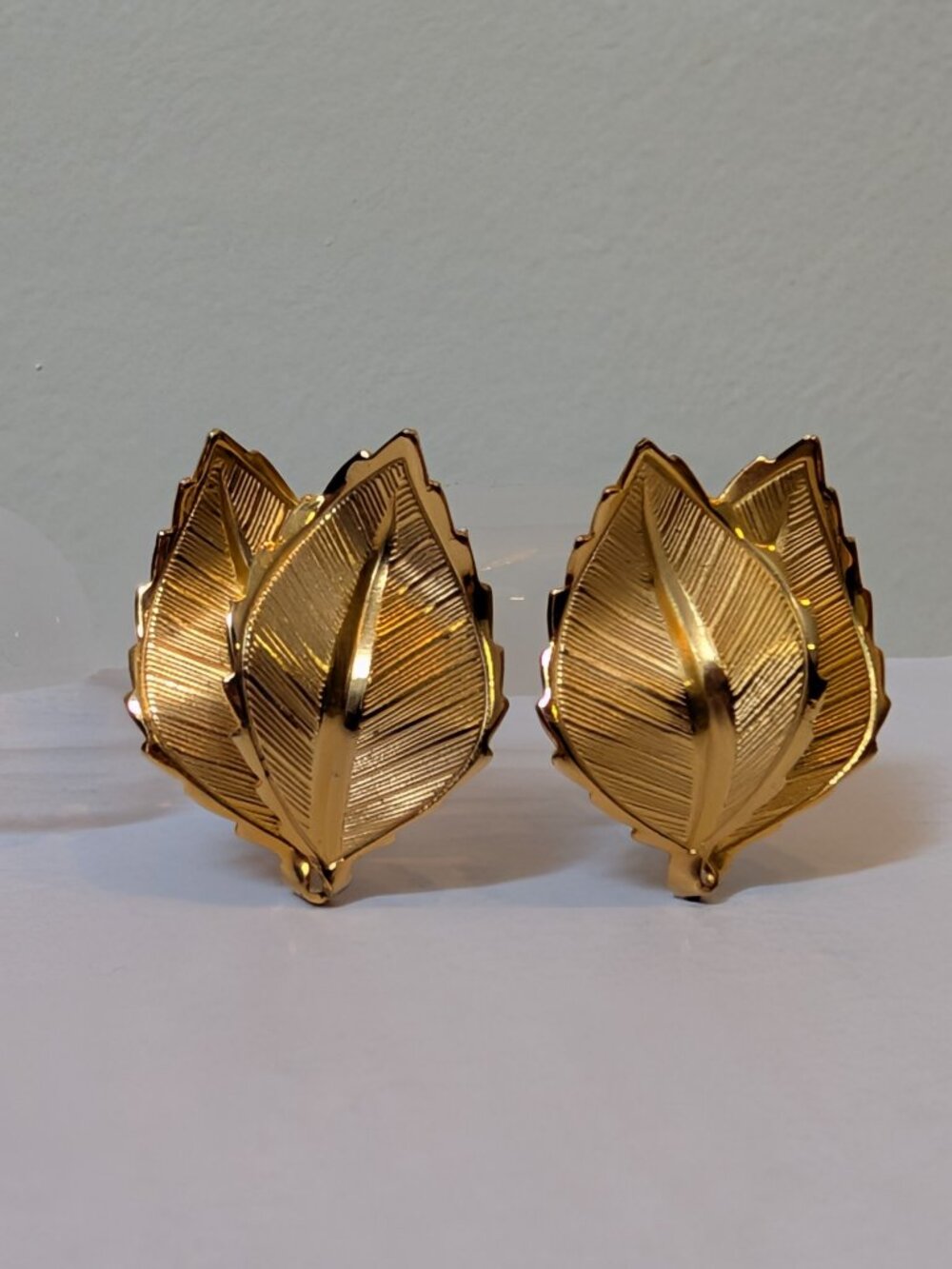Vintage Gold Tone Double Leaf Clip Earrings, Brushed Texture Finish, Lightweight